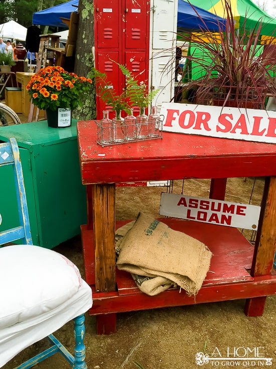 Great information and tips for anyone planning to visit the Brimfield Flea Market.  You'll want to read this before you shop!  Pin it so you'll have it for later!
